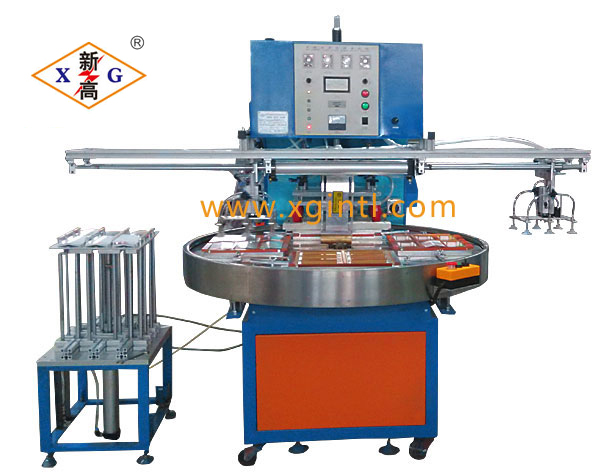 XG-8KW自動(dòng)旋轉(zhuǎn)高周波（帶機(jī)械手取料）